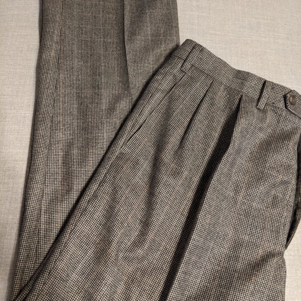 RALPH LAUREN PLEATED PLAID PANTS